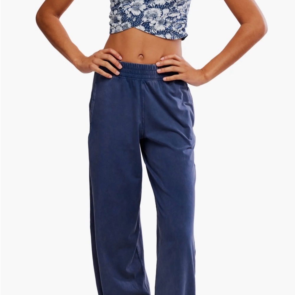 FP Movement by Free People Floral Hotshot Crossover Set Size Medium